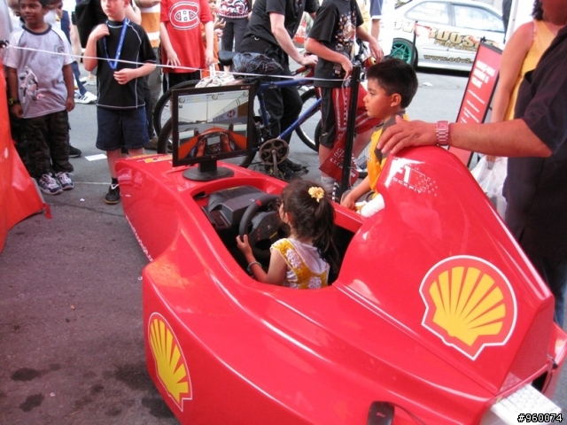 加拿大F1賽車嘉年華-跟著我的相機一遊--(附火級的辣妹)_part II