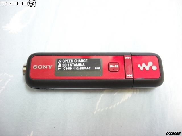 《開箱分享》Sony Walkman 數位隨身聽 NWD-E025F(2GB)