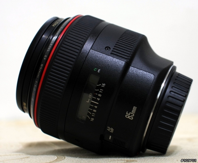85mm f1.2 L