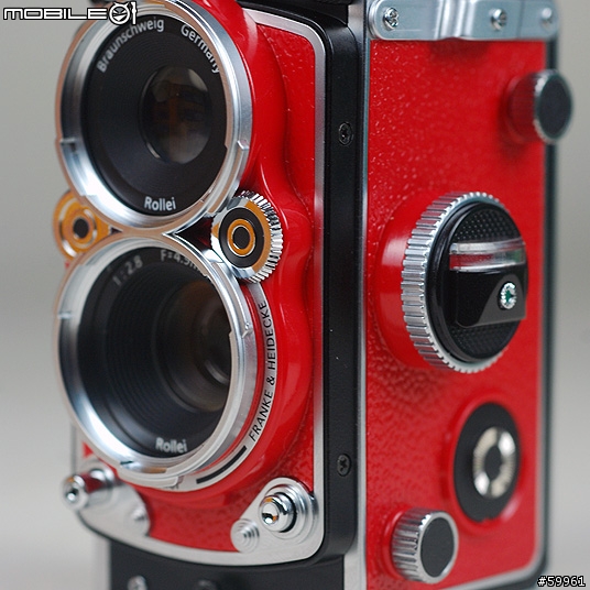 收藏級 Rolleiflex 數位小相機
