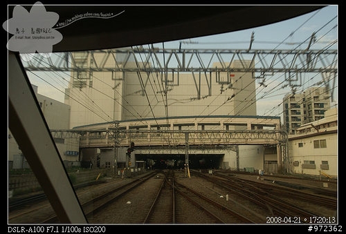 日本神奈川--小田急のロマンスカー(10000形-HiSE) 箱根浪漫列車→新宿駅