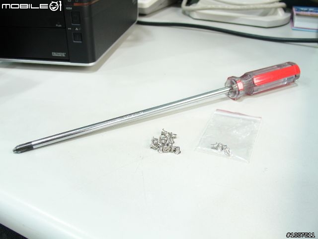 SmartStor NS4300N QA教學-實體安裝篇