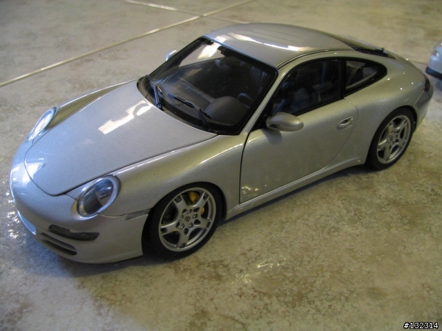 遲來的偷懶 997 Carrera S 開箱文 9/28 多圖更新