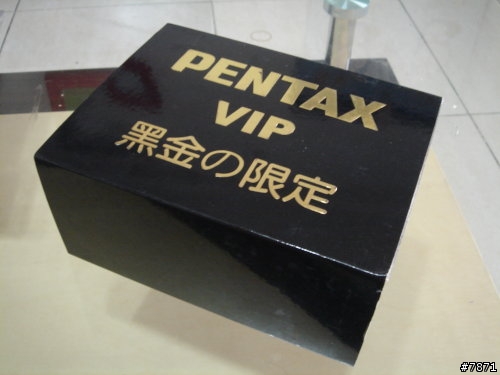 就愛黑金! 根本就是攝影機的 Pentax Z10 黑金限定版