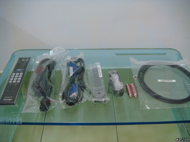 【以小坪數為生 】Sony KDL-26U3100 滿足你的需求 + DVP-NS708HP開箱文 +D70相框配置圖