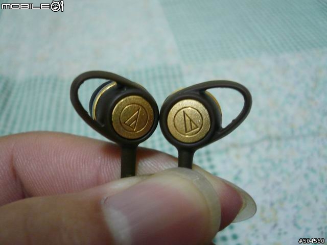 (分享)購入一陣子的skullcandy 和同事的ck52