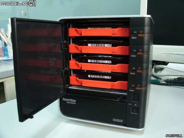 SmartStor NS4300N QA教學-實體安裝篇