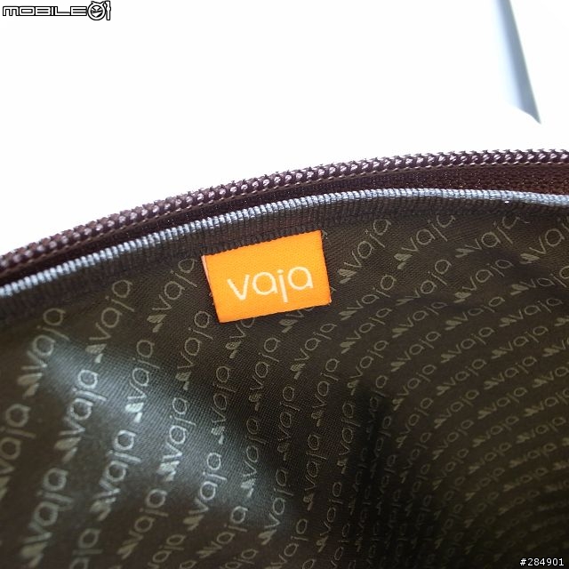 Macbook Air 之 Vaja包包入手