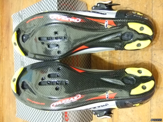 入手公路車5天的新手上卡踏卡鞋~LOOK keo classic卡踏+PAZZAZ carbon卡鞋