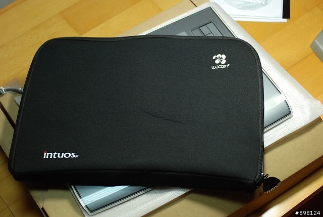 天馬行空的數位化神器!! Wacom intuos3 6x8 數位繪圖板