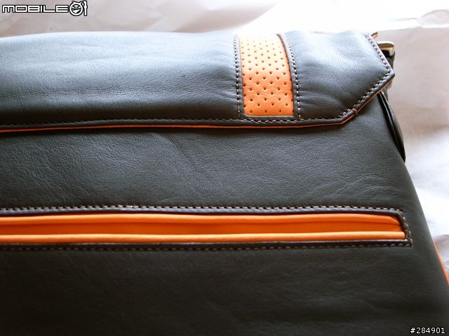 Macbook Air 之 Vaja包包入手