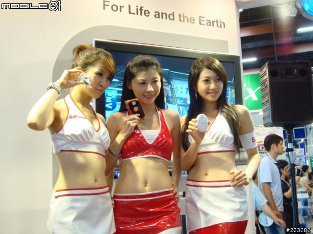 w300實拍,7月12日影音多媒體展,圖多