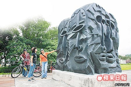 分享另外一篇~單車瘋 好玩篇 台東 鐵馬馭風行 幽賞山海美色