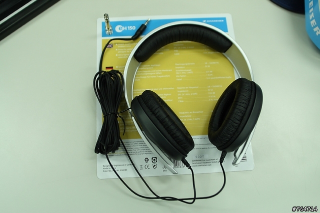 {分享}開箱文~入手第一支入門耳機 sennheiser eh150