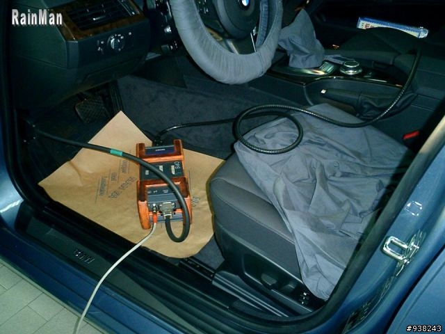 BMW 大五 E60 車系原廠防盜器安裝實錄 > 更新@閃紅燈後照鏡
