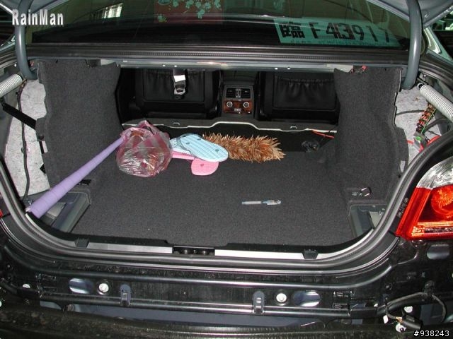 BMW 大五 E60 車系原廠防盜器安裝實錄 > 更新@閃紅燈後照鏡