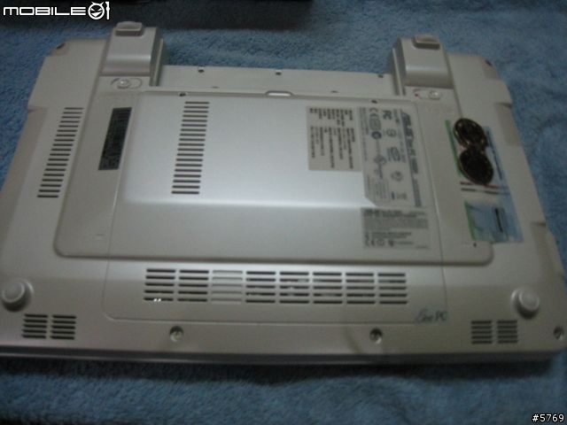 白色eeepc 1000xph開箱文加一個月後使用心得