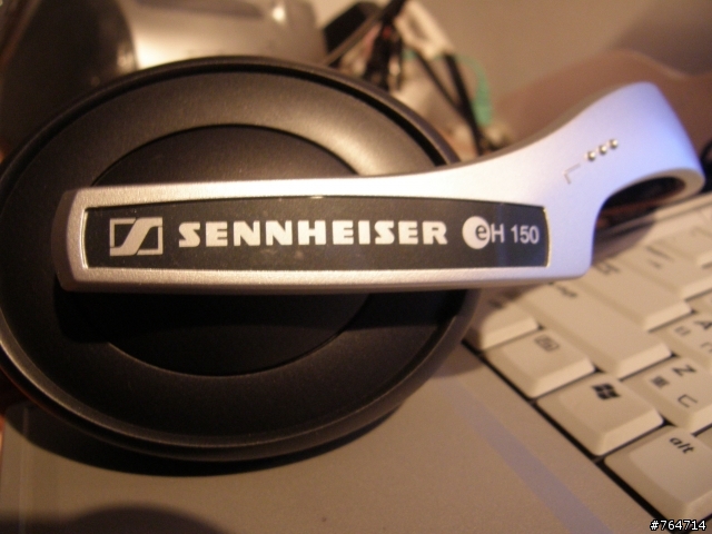 {分享}開箱文~入手第一支入門耳機 sennheiser eh150