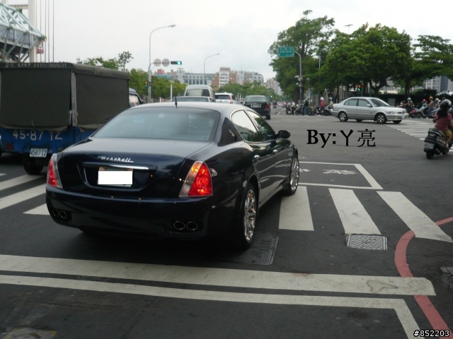暴力房車~Maserati Quattroport