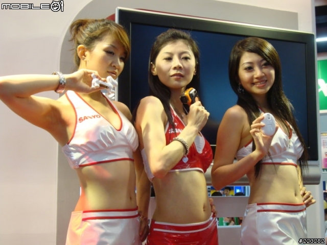 w300實拍,7月12日影音多媒體展,圖多