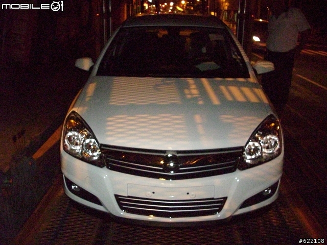 7/5 凌晨巧遇 Astra Station Wagon!