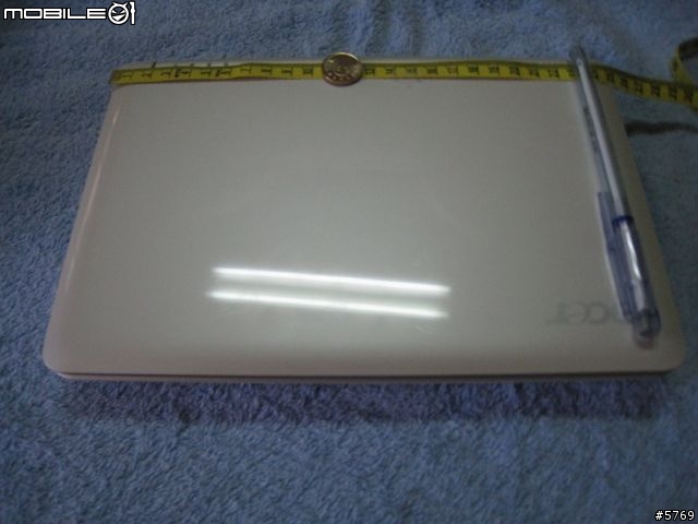 白色Aspire One 開箱文 自行安裝winxp及xp驅動程式下載處 新增尺寸對照圖