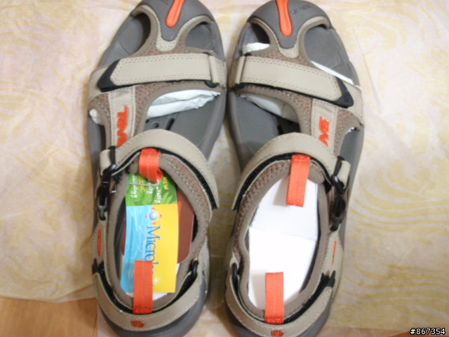Teva 推出的 Toachi 運動涼鞋-開箱文