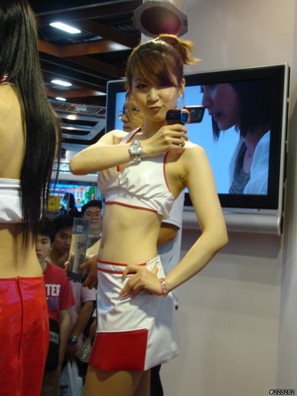 w300實拍,7月12日影音多媒體展,圖多