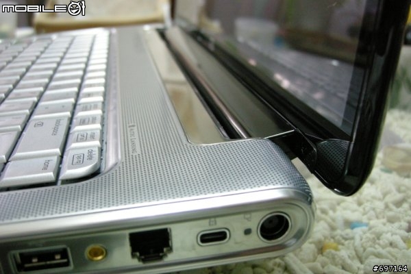 HP DV5-1021TX入手