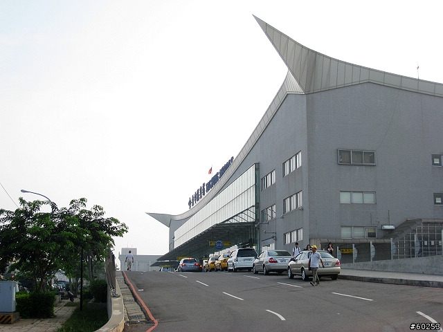 台中縣 清泉崗繞圈加碼鰲峰山