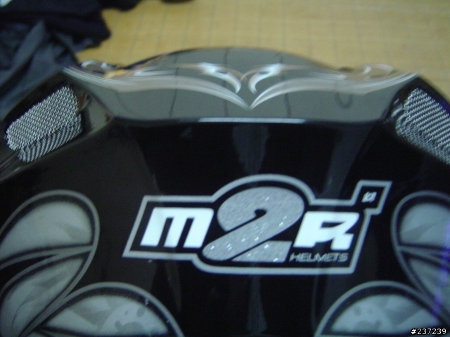 M2R-318 (黑銀金)開箱囉