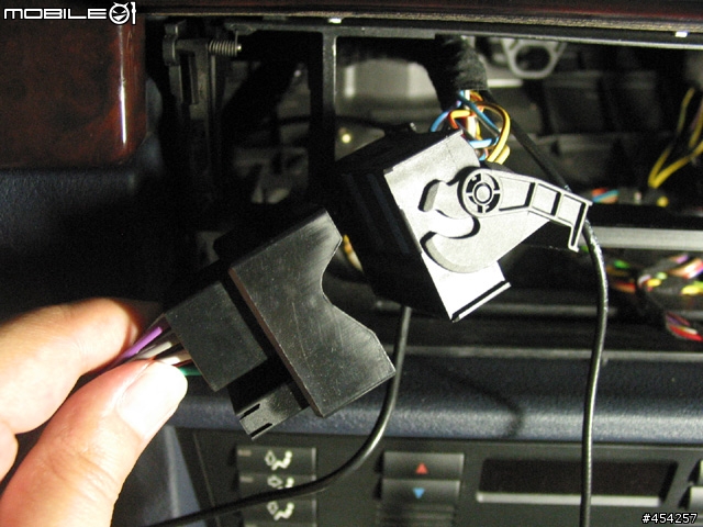 iPod your BMW E39 (DIY within 1 hour)