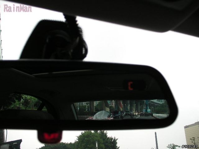 BMW 大五 E60 車系原廠防盜器安裝實錄 > 更新@閃紅燈後照鏡
