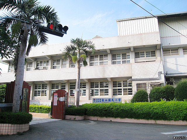台中縣 清泉崗繞圈加碼鰲峰山