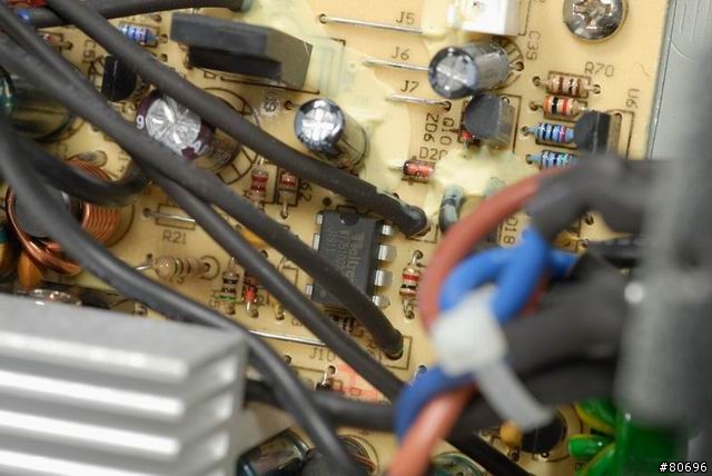 HEC WIN DX無限385W模組化電源供應器簡介及測試