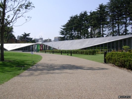 東京