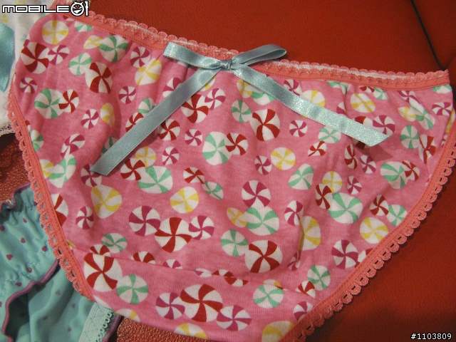 【女孩流行話】哈燒小物~帽子、髮箍、髮帶、小褲褲…
