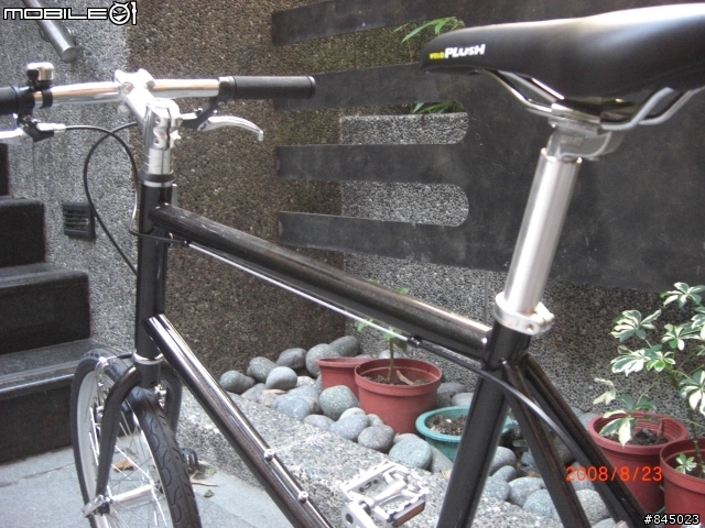 (分享)日本進口萬元小徑車 OSSO207--- 24速完改