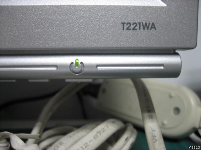 窮人的22吋--BenQ T221WA