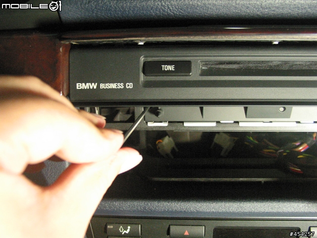 iPod your BMW E39 (DIY within 1 hour)