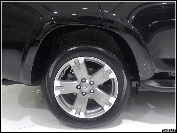 TOYOTA年度大戲 日製進口SUV RAV4 偽開箱