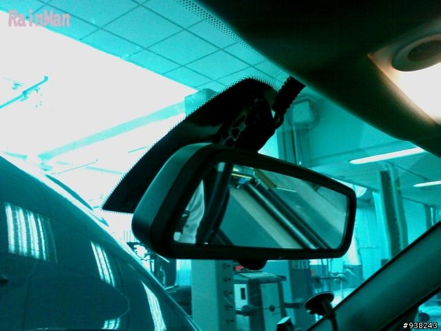 BMW 大五 E60 車系原廠防盜器安裝實錄 > 更新@閃紅燈後照鏡