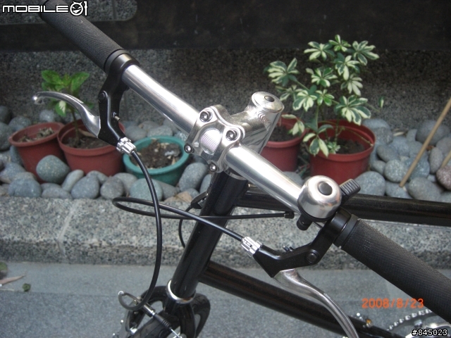 (分享)日本進口萬元小徑車 OSSO207--- 24速完改