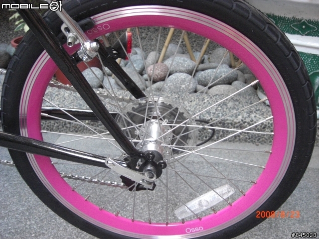 (分享)日本進口萬元小徑車 OSSO207--- 24速完改