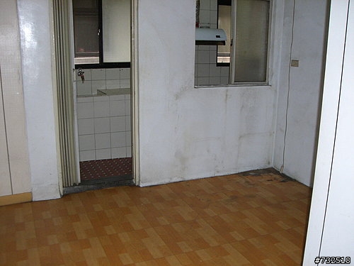 二手屋大改造..砍掉重練 !(完結篇 2008/11/14 新家具,燈具 ,整體感覺 )