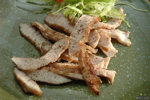 天下一牛碳烤