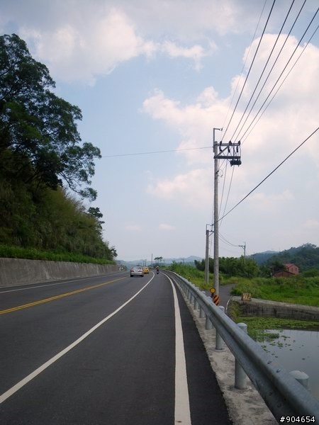 【路線分享】雙溪-->貢寮:台2丙+台38.40縣道 (鐵支路+河岸的悠遊路線)