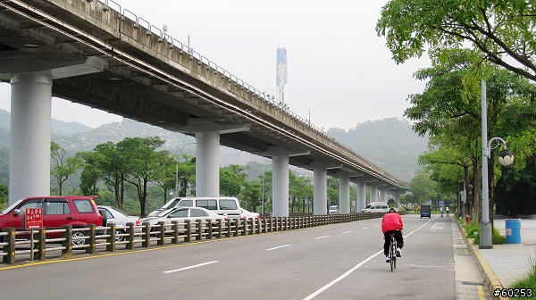 台北縣 106縣道 + 五分山雷達站