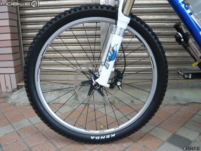 正09年 FOX F100 RLC 和 anthem 3 最終升級定裝照