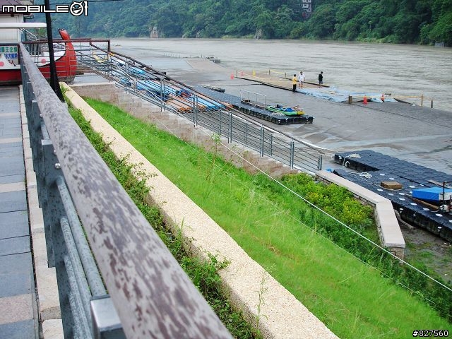 ((路況報報))秀朗橋往碧潭方向(可以通車囉!!!)